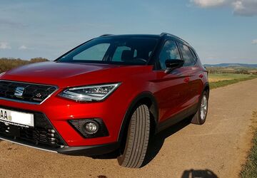 Seat Arona 49.800 km 15.000 &euro; Heuchlingen 73572