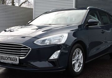 Ford Focus 157.000 km 8.999 &euro; Altbach 73776