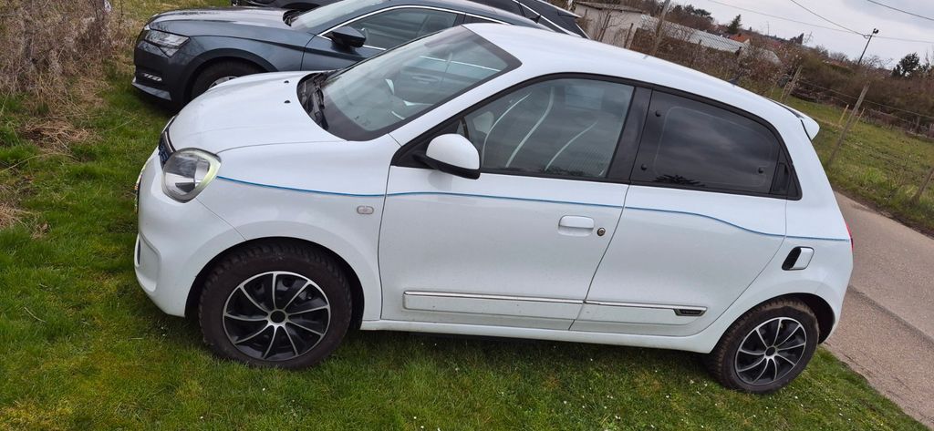 Renault Twingo 43.000 km 11.490 &euro; Weinstadt 71384