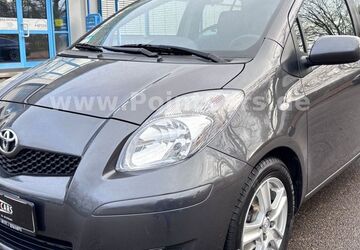 Toyota Yaris 137.000 km 5.999 &euro; Essingen 73457