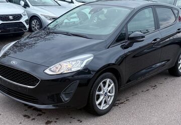 Ford Fiesta 105.500 km 8.200 &euro; Essingen­­­ 73457