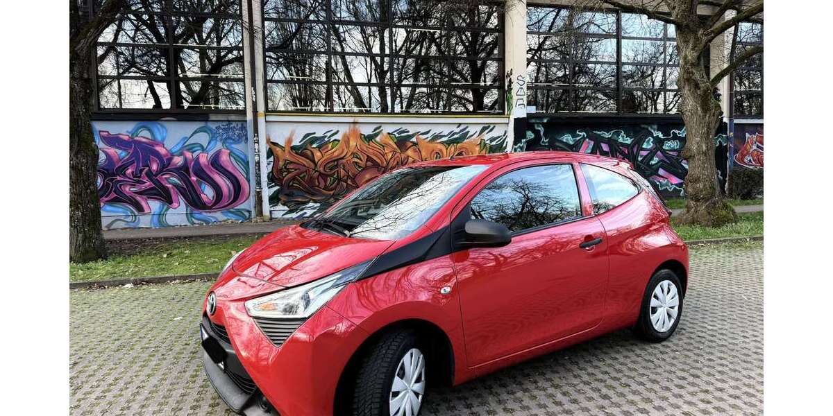Toyota Aygo 101.400 km 7.950 &euro; Remshalden 73630