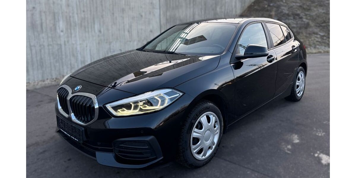 BMW 118 196.000 km 13.900 &euro; Essingen­­­ 73457