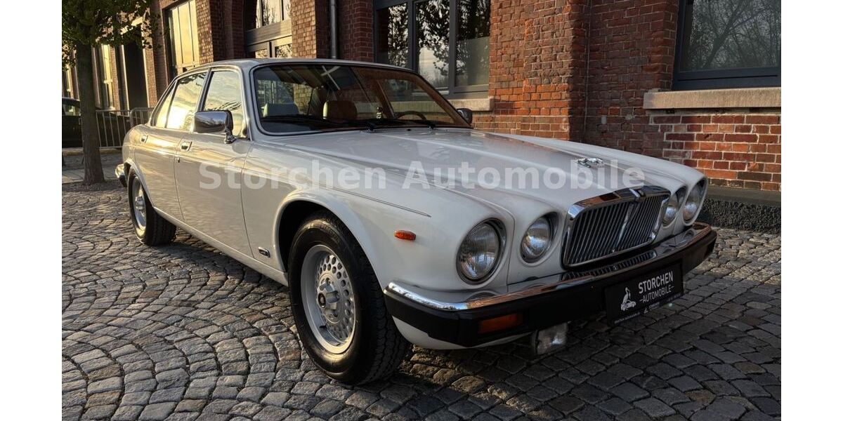 Jaguar XJ 69.800 km 14.950 &euro; Eislingen/Fils 73054