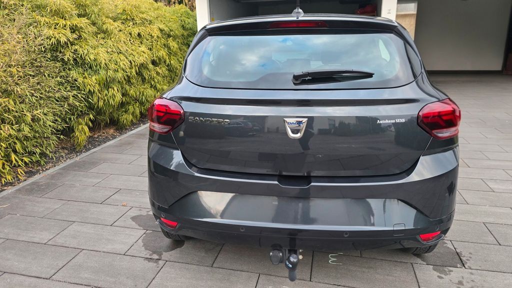 Dacia Sandero 18.100 km 11.090 &euro; Geislingen 73312