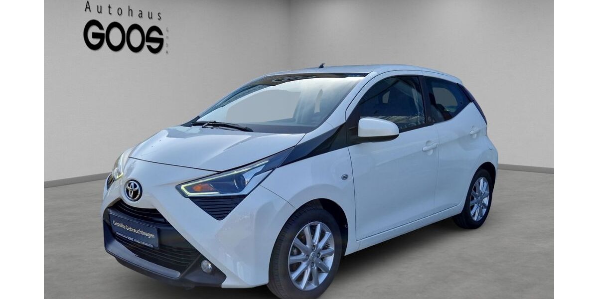 Toyota Aygo (X) 43.662 km 11.990 &euro; Nürtingen 72622