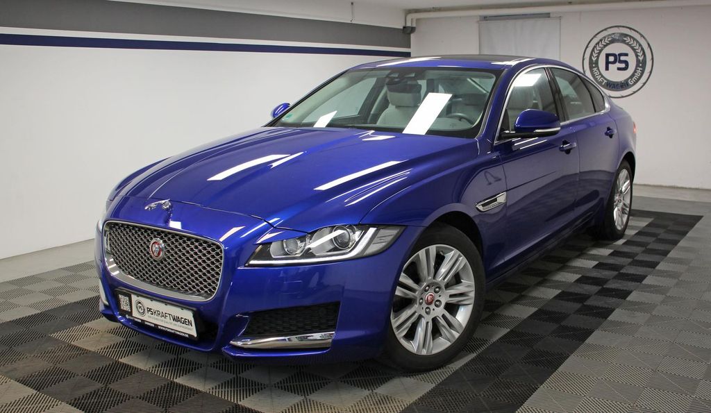 Jaguar XF 35.900 km 22.990 &euro; Uhingen 73066