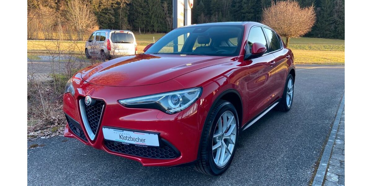Alfa Romeo Stelvio 107.681 km 23.990 &euro; Schwäbisch Gmünd 73527