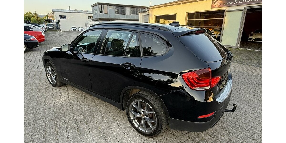BMW X1 18d xDrive* Automatik,AHK,Bi-Xenon,Allrad* 200.000 km 7.850 &euro; Schorndorf 73614