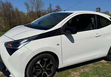 Toyota Aygo 73.980 km 9.000 &euro; Nürtingen, Stadt 72622