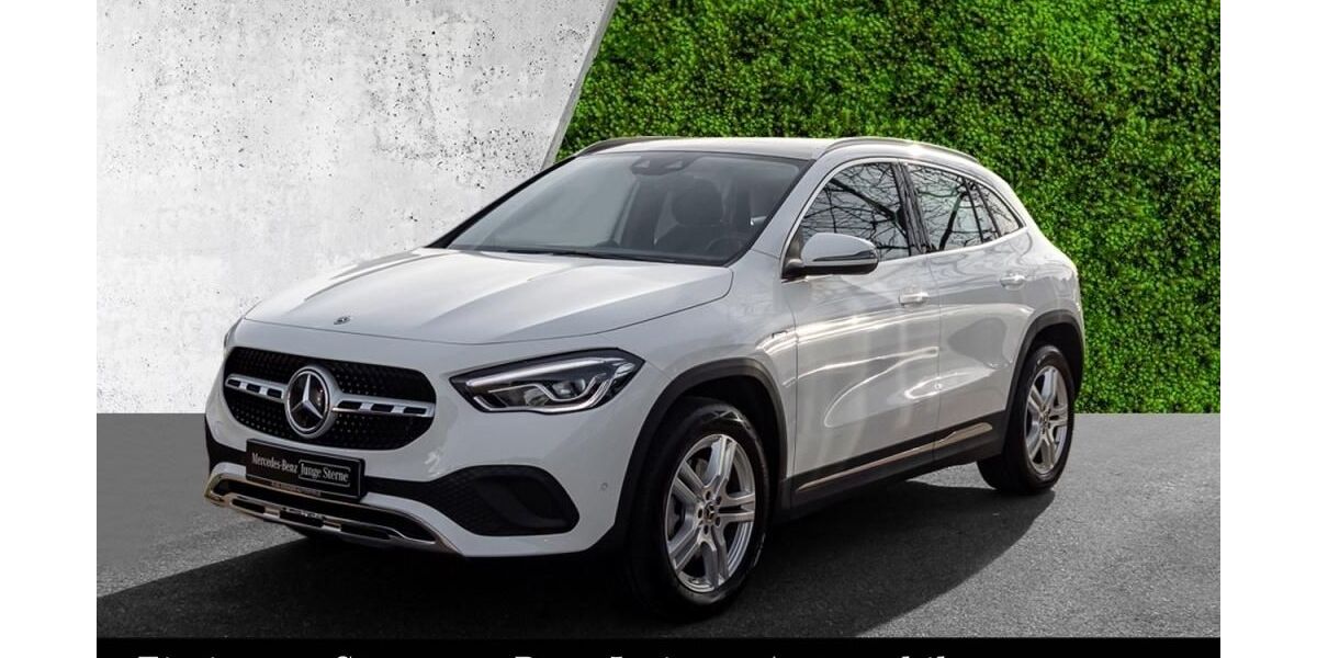 Mercedes-Benz GLA 250 9.500 km 31.880 &euro; Dettingen unter Teck 73265