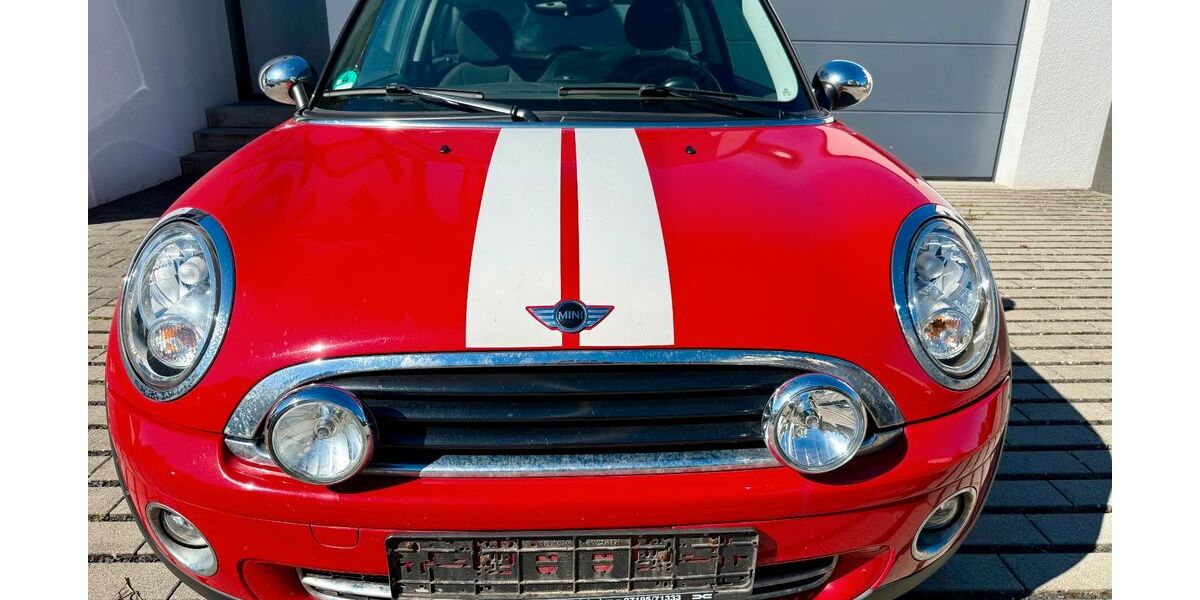 Mini ONE 111.245 km 4.499 &euro; Berglen 73663