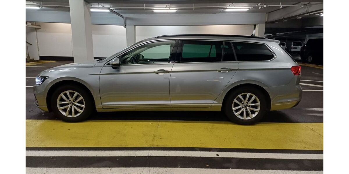 VW Passat Variant 175.000 km 15.999 &euro; Esslingen am Neckar 73733