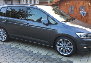 VW Touran 47.000 km 19.999 &euro; Eislingen/Fils 73054
