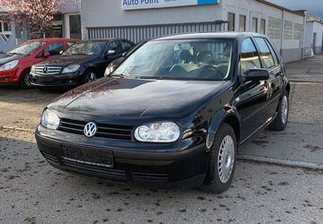 VW Golf 218.000 km 900 &euro; Fellbach-Stuttgart 70736