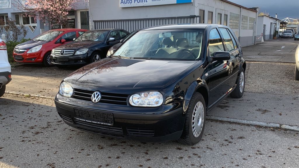 VW Golf 218.000 km 900 &euro; Fellbach-Stuttgart 70736