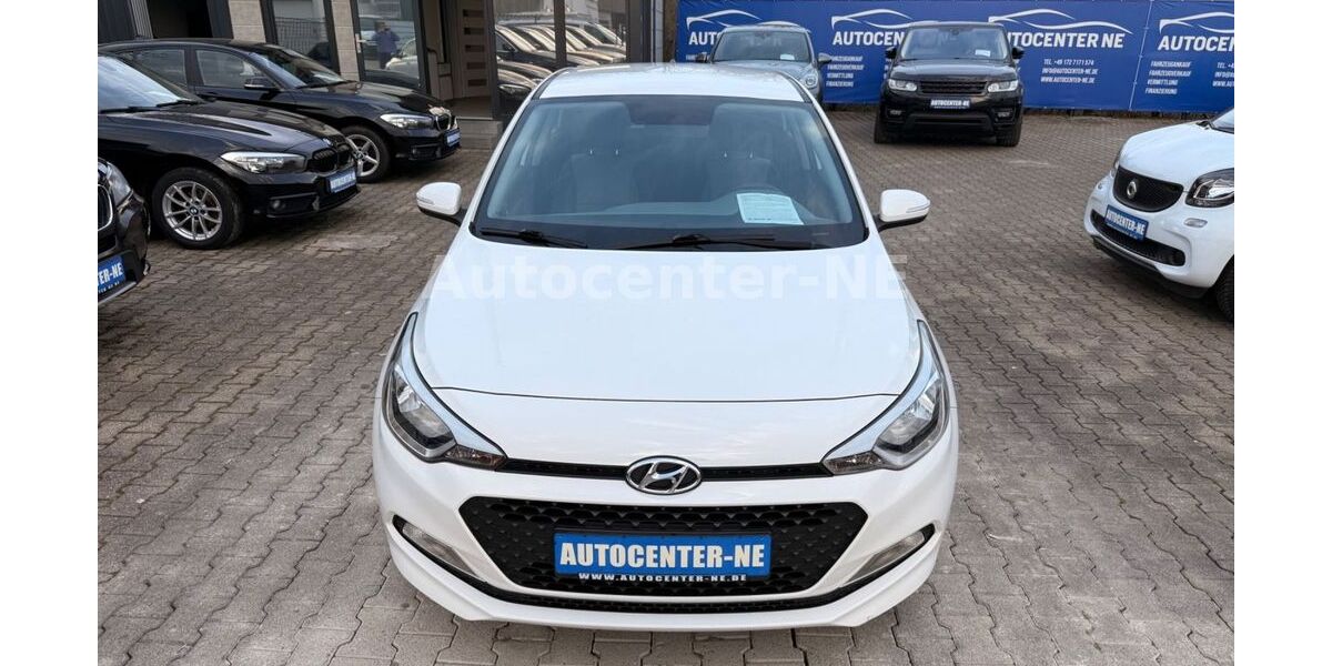Hyundai i20 76.500 km 8.100 &euro; Kirchheim Unter Teck 73230