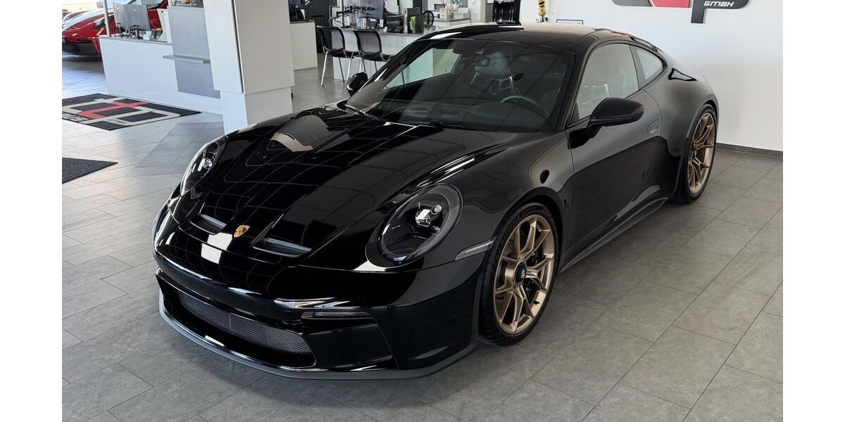 Porsche 992 11.000 km 188.850 &euro; Heroldstatt 72535
