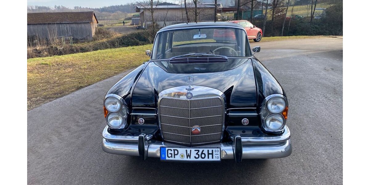 Mercedes-Benz 220 80.000 km 31.900 &euro; Eislingen 73054