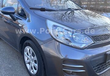 Kia Rio 79.000 km 7.290 &euro; Essingen 73457