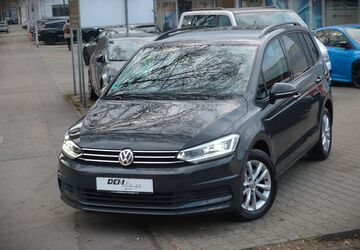 VW Touran 111.000 km 18.990 &euro; Göppingen 73037