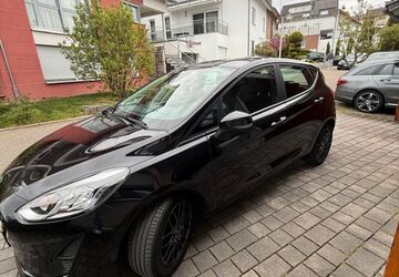 Ford Fiesta 78.000 km 10.800 &euro; Korb 71404