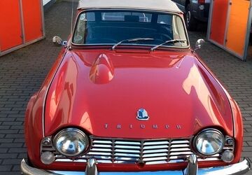 Triumph TR4 90.000 km 27.500 &euro; Schwäbisch Gmünd 73525