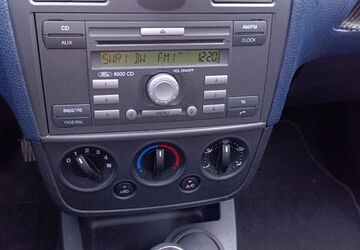 Ford Fiesta 163.900 km 1.800 &euro; Kirchheim unter Teck 73230