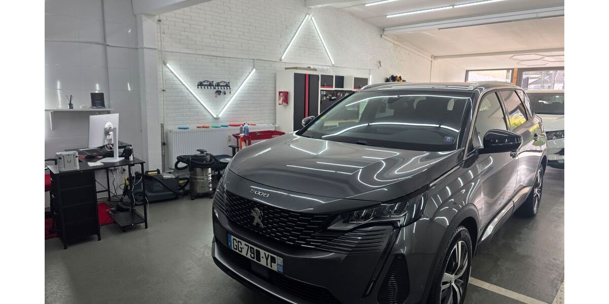 Peugeot 5008 181.000 km 16.199 &euro; Schwäbisch Gmünd 73527