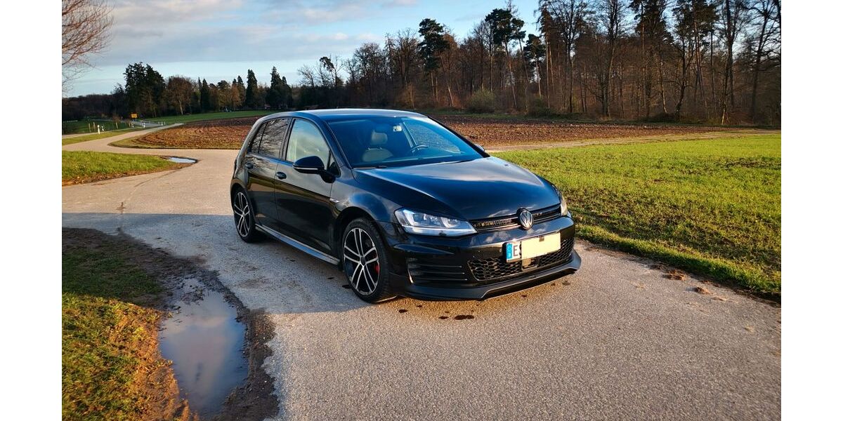 VW Golf 117.300 km 15.000 &euro; Lichtenwald 73669