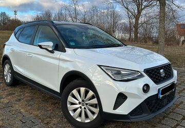 Seat Arona 71.381 km 16.000 &euro; Lenningen 73252