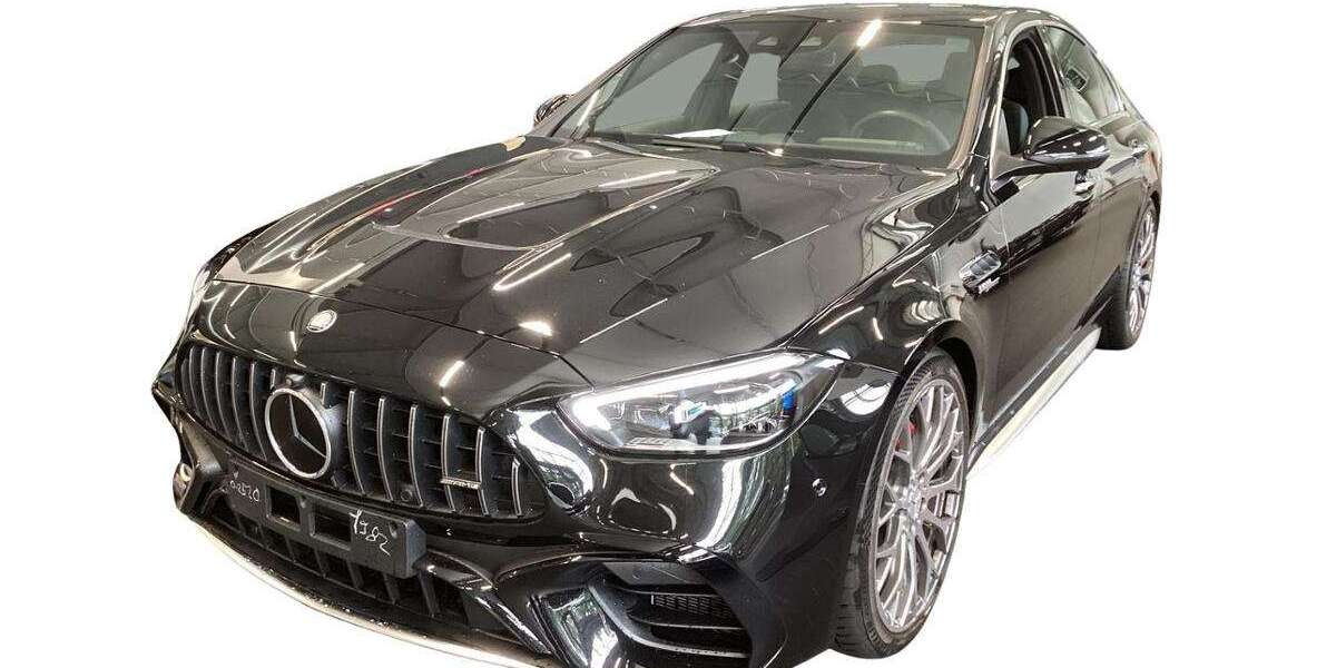 Mercedes-Benz C 63 AMG 8.089 km 75.980 &euro; Waiblingen 71332