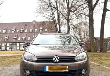 VW Golf 192.000 km 5.450 &euro; Ostfildern 73760
