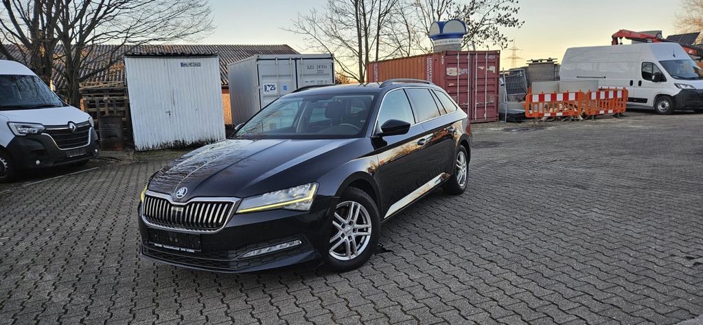 Skoda Superb 209.000 km 14.100 &euro; Waiblingen Neustadt ( 15 km von Stuttgart ) 71336
