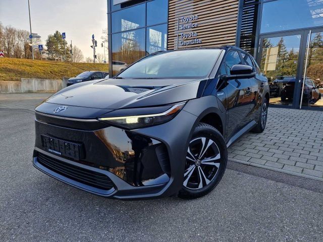 Toyota bZ4X 1.927 km 32.900 &euro; Nürtingen 72622