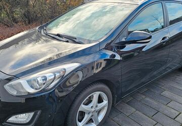 Hyundai i30 153.000 km 5.500 &euro; Nürtingen 72622