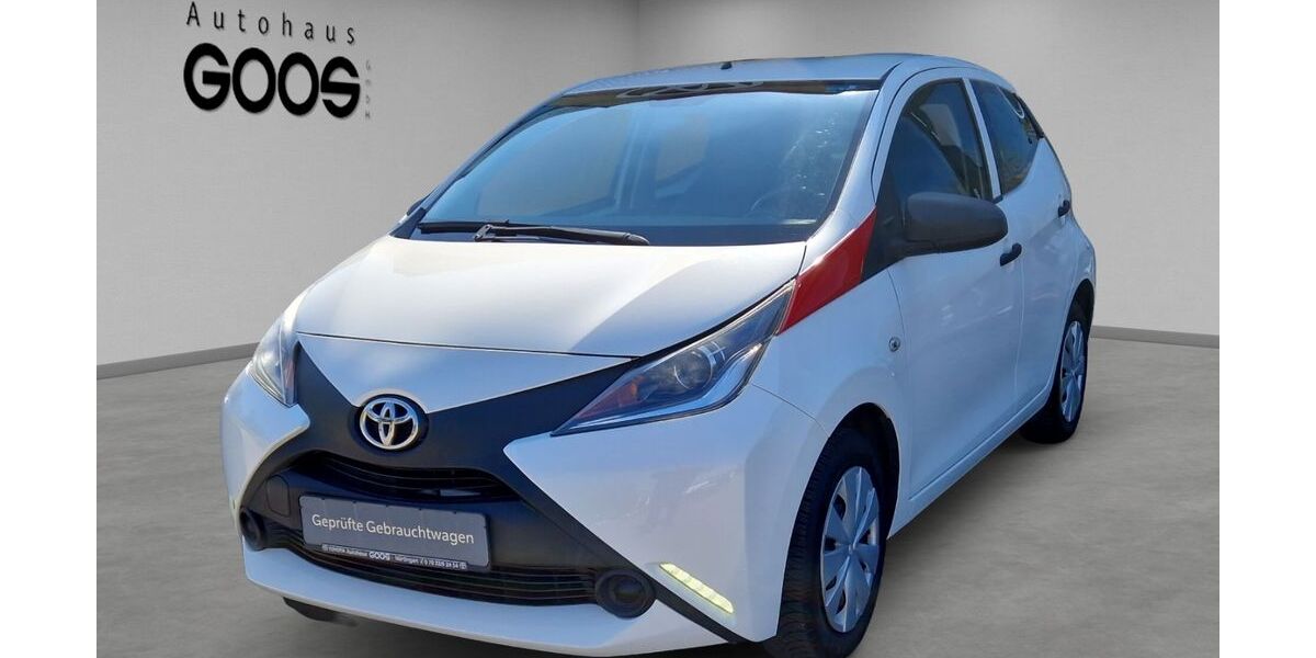 Toyota Aygo (X) 89.279 km 8.990 &euro; Nürtingen 72622