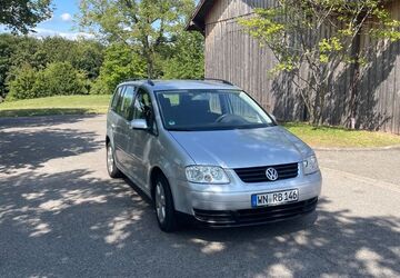 VW Touran 143.500 km 2.950 &euro; Schorndorf 73614