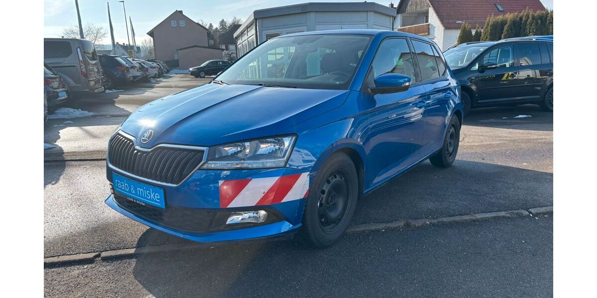 Skoda Fabia 143.100 km 5.490 &euro; Essingen 73457
