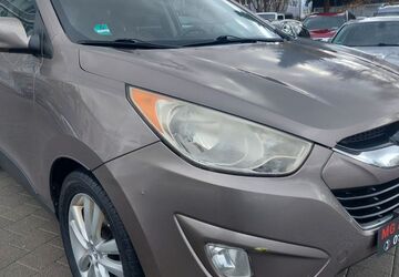 Hyundai TUCSON 236.279 km 4.999 &euro; Fellbach 70736