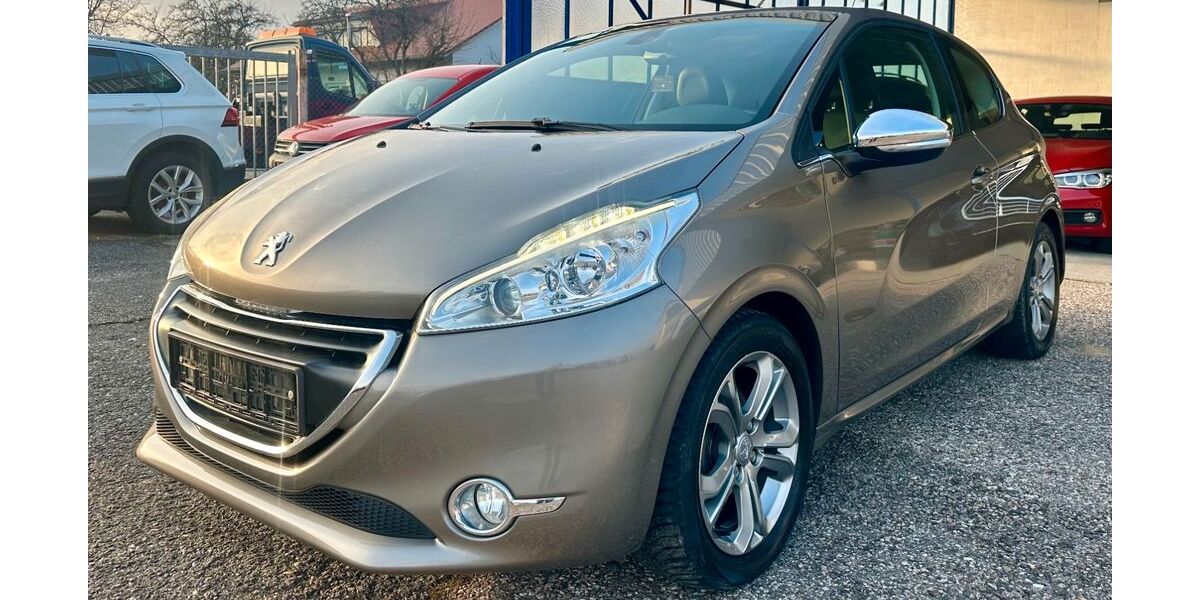 Peugeot 208 81.000 km 7.480 &euro; Spraitbach 73565