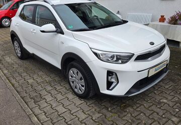 Kia Stonic 43.000 km 12.898 &euro; Winterbach 73650