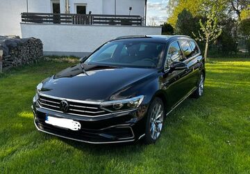 VW Passat Variant 56.000 km 24.999 &euro; Heubach 73540