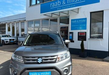 Suzuki Vitara 88.000 km 12.490 &euro; Essingen 73457