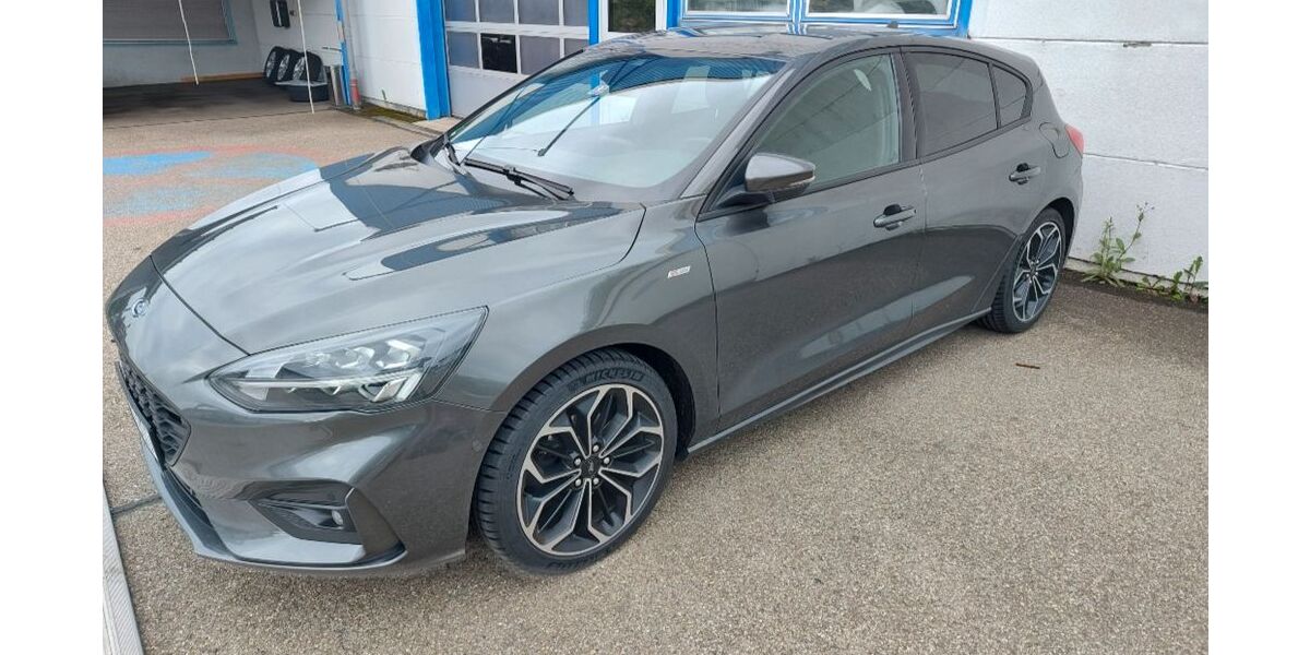 Ford Focus 86.000 km 15.300 &euro; Kirchheim 73230