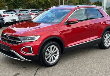 VW T-Roc 19.998 km 27.965 &euro; Dettingen/Erms 72581