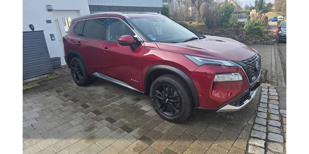 Nissan X-Trail 35.900 km 29.900 &euro; Ebersbach 73061