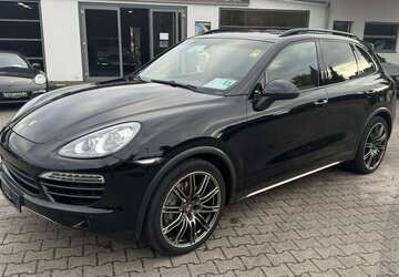 Porsche Cayenne *21´´Alu,SSD,AHK,PCM,Bi-Xenon,Leder,Luft 315.000 km 16.888 &euro; Schorndorf 73614