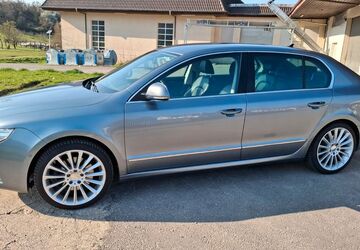 Skoda Superb 143.000 km 7.990 &euro; Weinstadt 71384