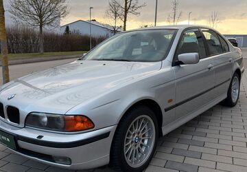 BMW 523 167.582 km 6.976 &euro; Göppingen 73037